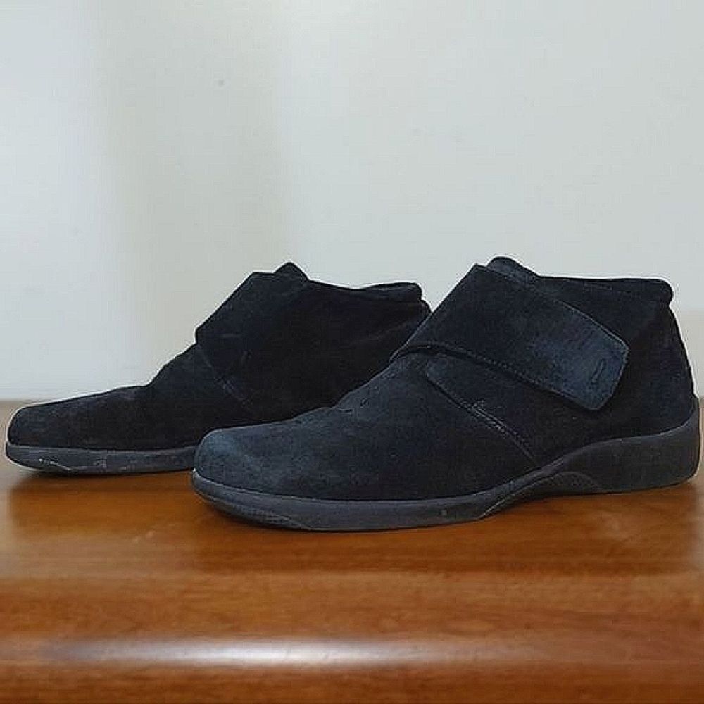 Strictly Comfort black suede velcro boots